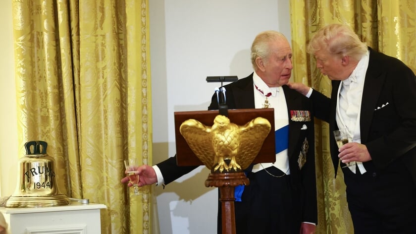 Chinezen verbazen zich over Brits cadeau, een ‘doodsklok’, voor president Trump