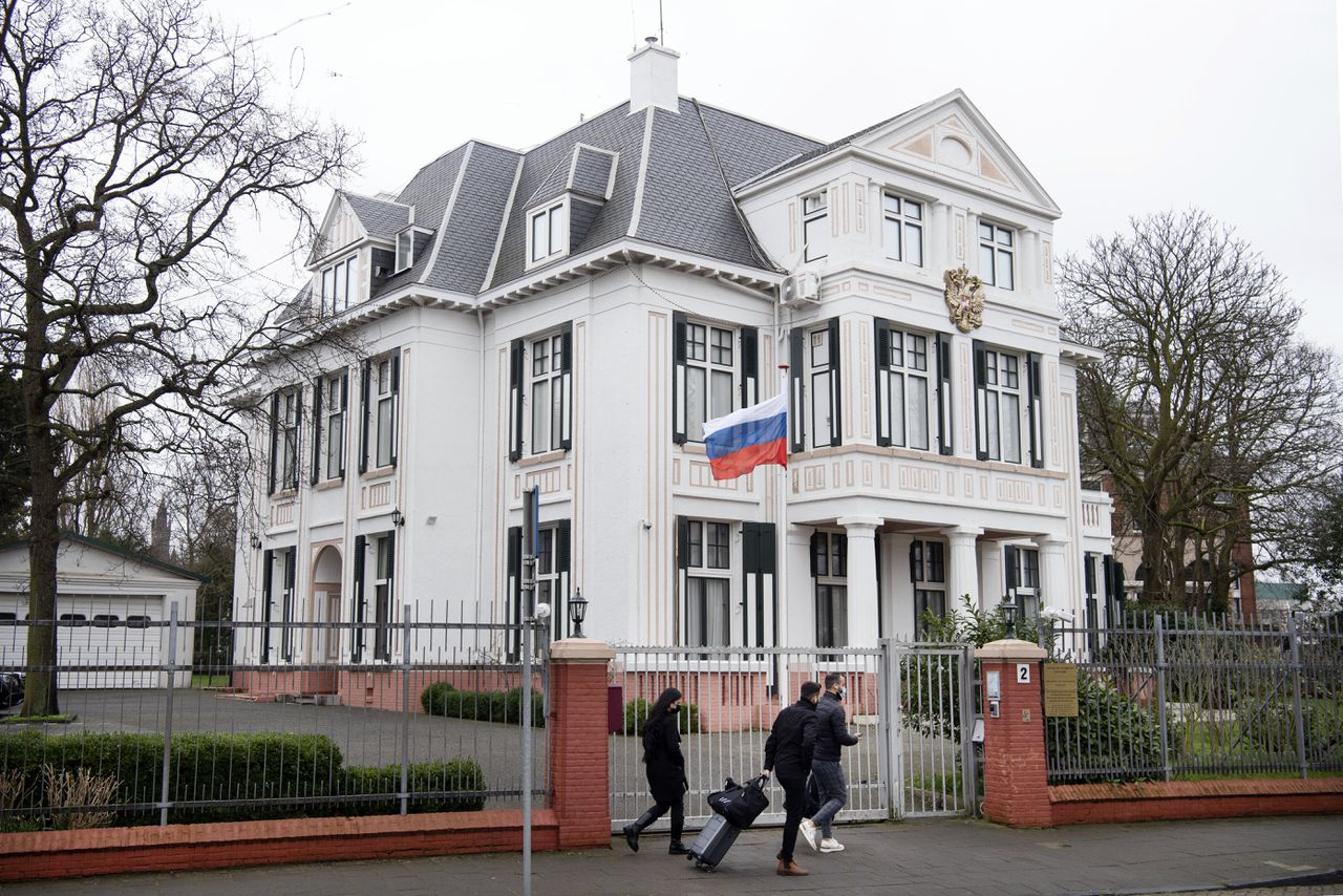 Oekraïne meldt grootschalige Russische luchtaanvallen op Kyiv en energievoorzieningen