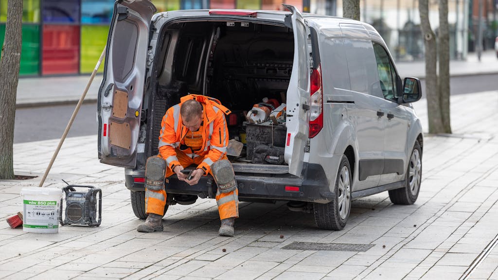 Kabinet trekt 1 miljard uit voor steunpakket, benzine niet goedkoper