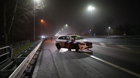 112-nieuws dinsdag 24 februari: Explosie bij flat in Stad • Auto botst tegen boom in Hoogezand