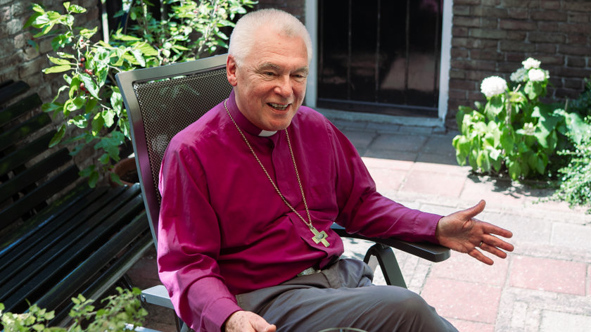 Dick Schoon teruggetreden als bisschop Oud-Katholieke Kerk. ‘Ik ontdekte hoe belangrijk het ambt is’
