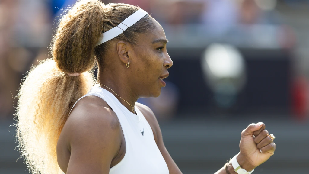 Serena Williams (44) krijgt wildcard Wimbledon en maakt rentree in enkelspel
