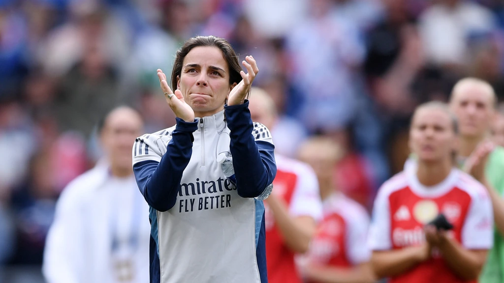Lyonnes naar Champions League-finale ten koste van Slegers' Arsenal