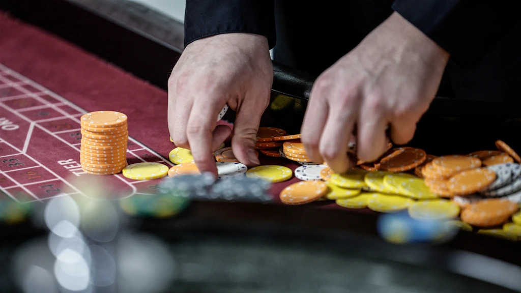 Holland Casino uit de rode cijfers, maar zorgen nog niet weg