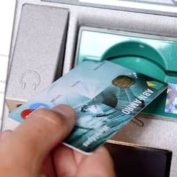 Man gebruikt deepfakes om 46 rekeningen te openen bij ABN AMRO