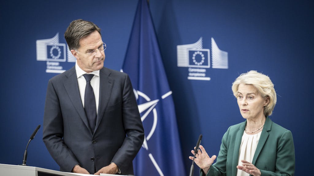 Rutte en Von der Leyen luiden noodklok: ‘Rusland wordt roekelozer’