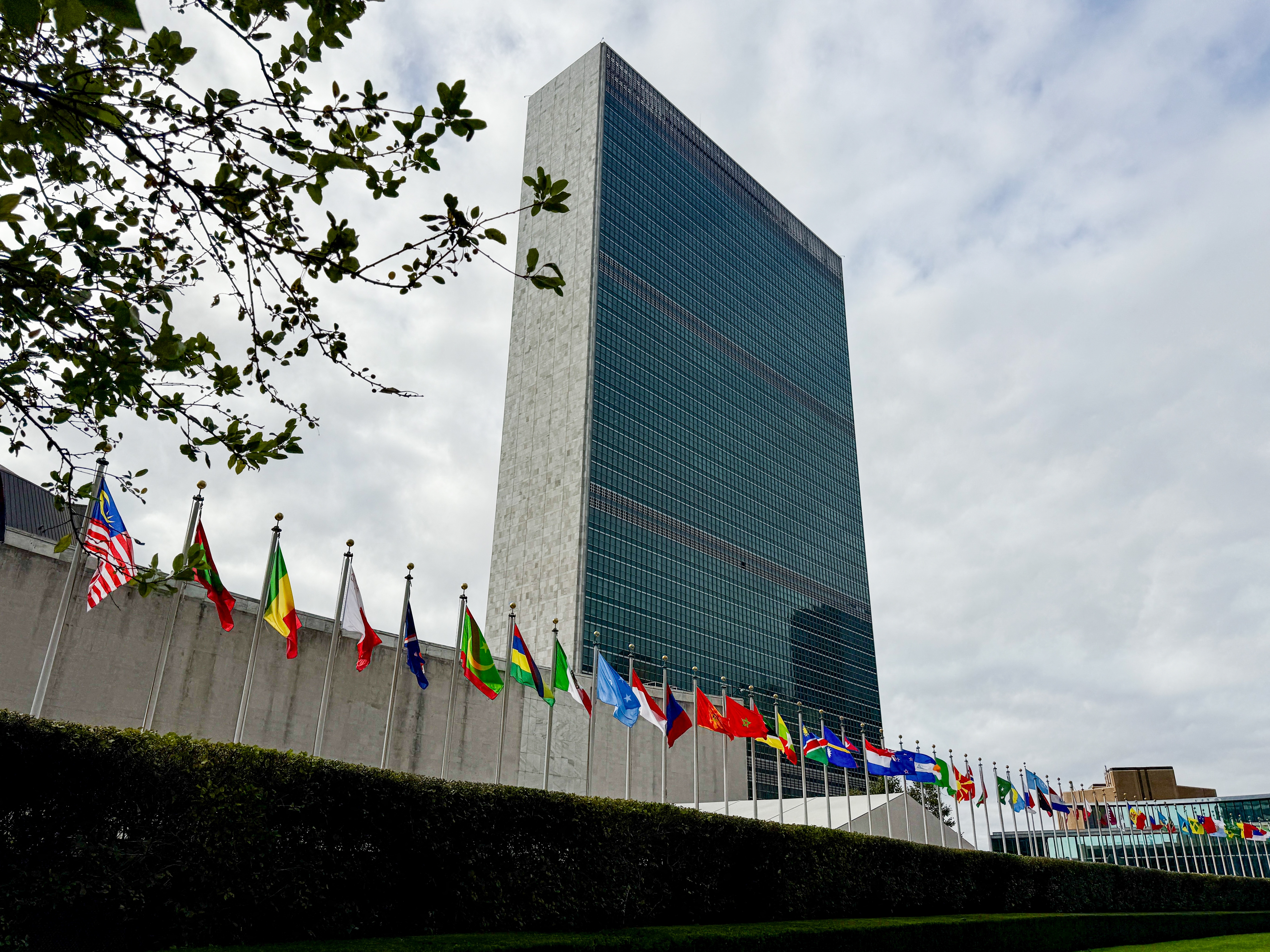 Devices seized near U.N. meeting could have shut down cellphone networks
