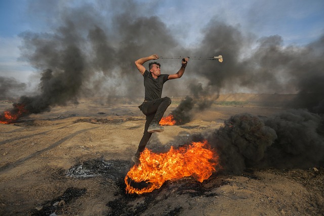 Trump’s war aim: Iran’s ‘unconditional surrender’