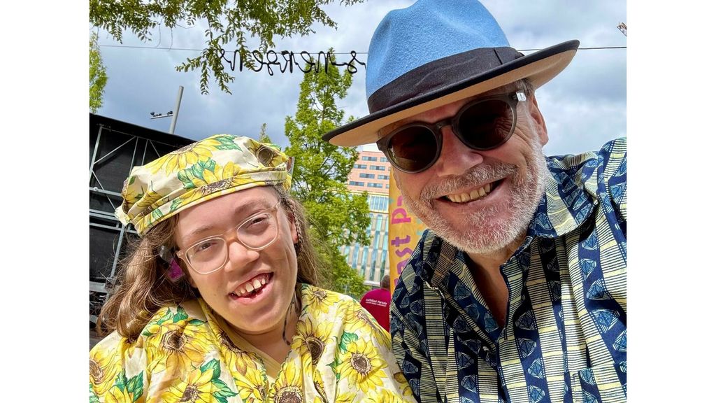 Mantelzorger met baan ernaast: 'De zorg gaat altijd voor, je wordt geleefd'