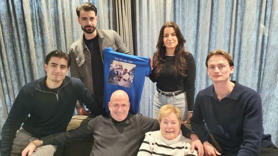 Kleinkinderen rennen 20 kilometer voor overleden opa: 'Hij zou naast zijn schoenen hebben gelopen'