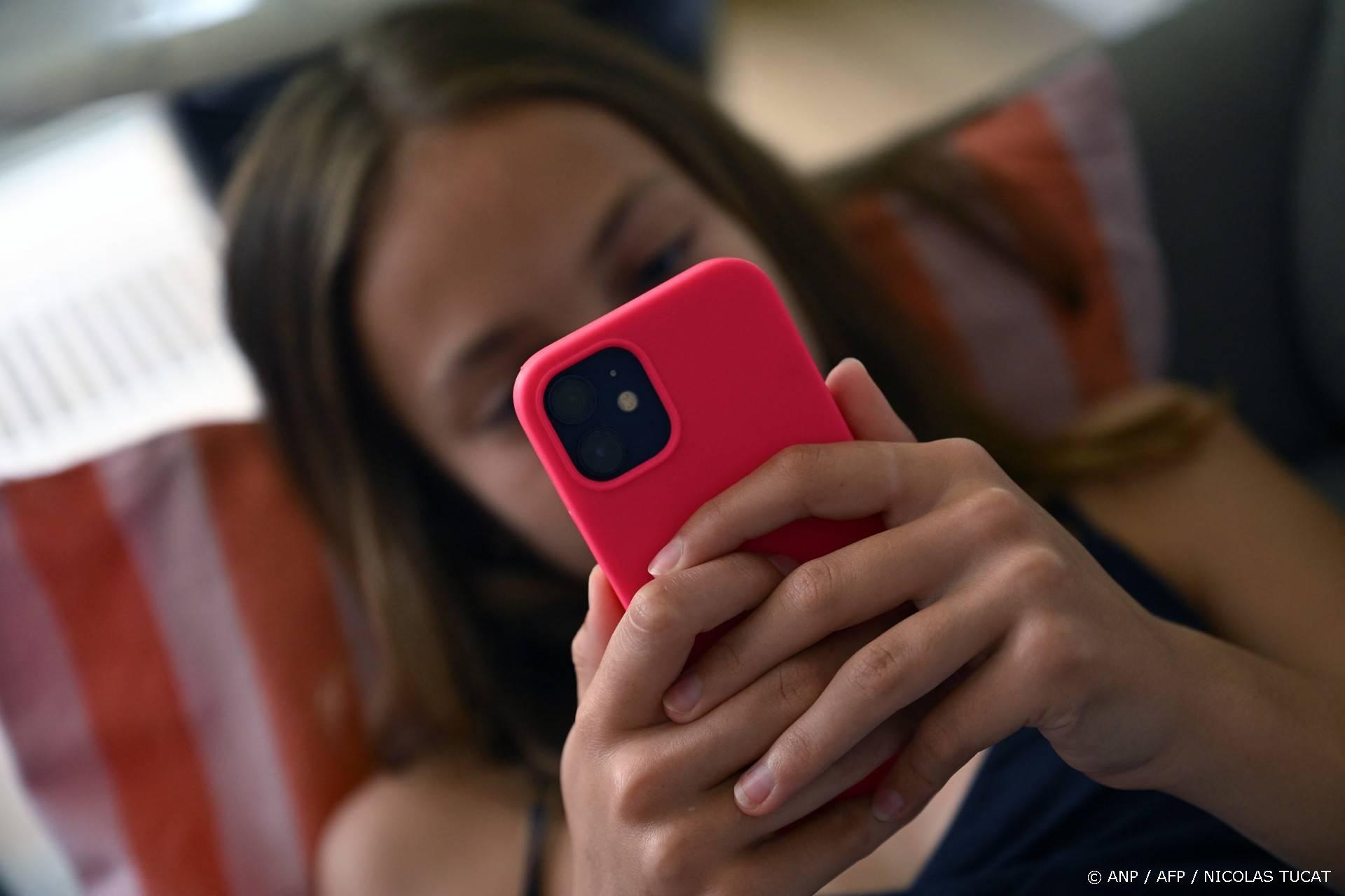 Frans parlement verbiedt sociale media voor kinderen onder de 15