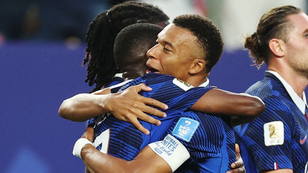 Frankrijk door na zege op Irak, dankzij twee goals Mbappé in stilgelegd duel