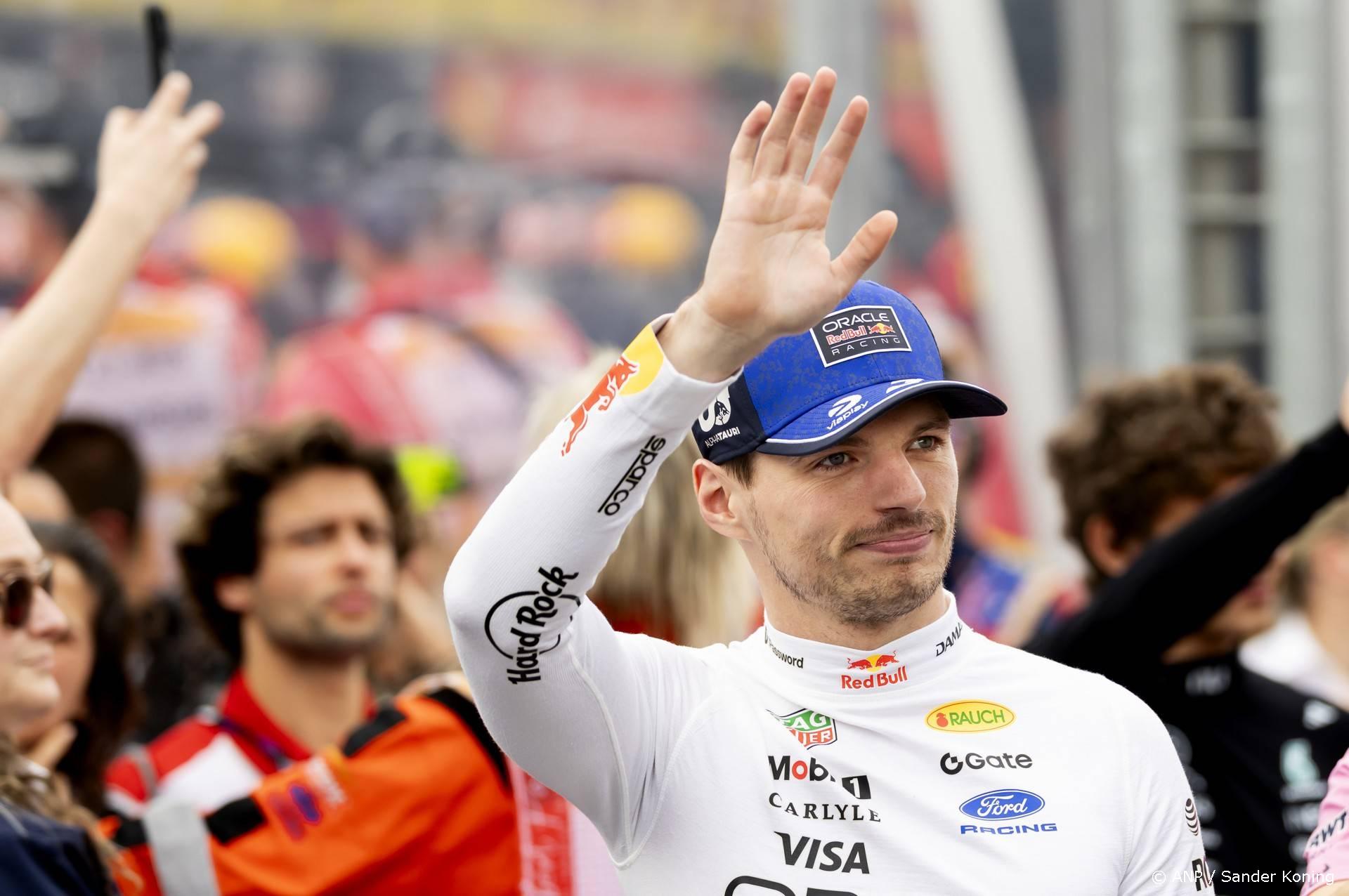 Verstappen na inhaalrace zesde, Russell wint GP van Australië