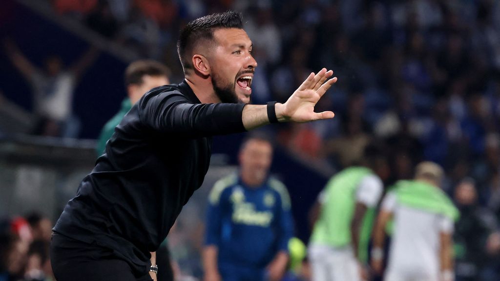 Farioli's Porto speelt gelijk na klungelige eigen goal, Aston Villa wint eenvoudig