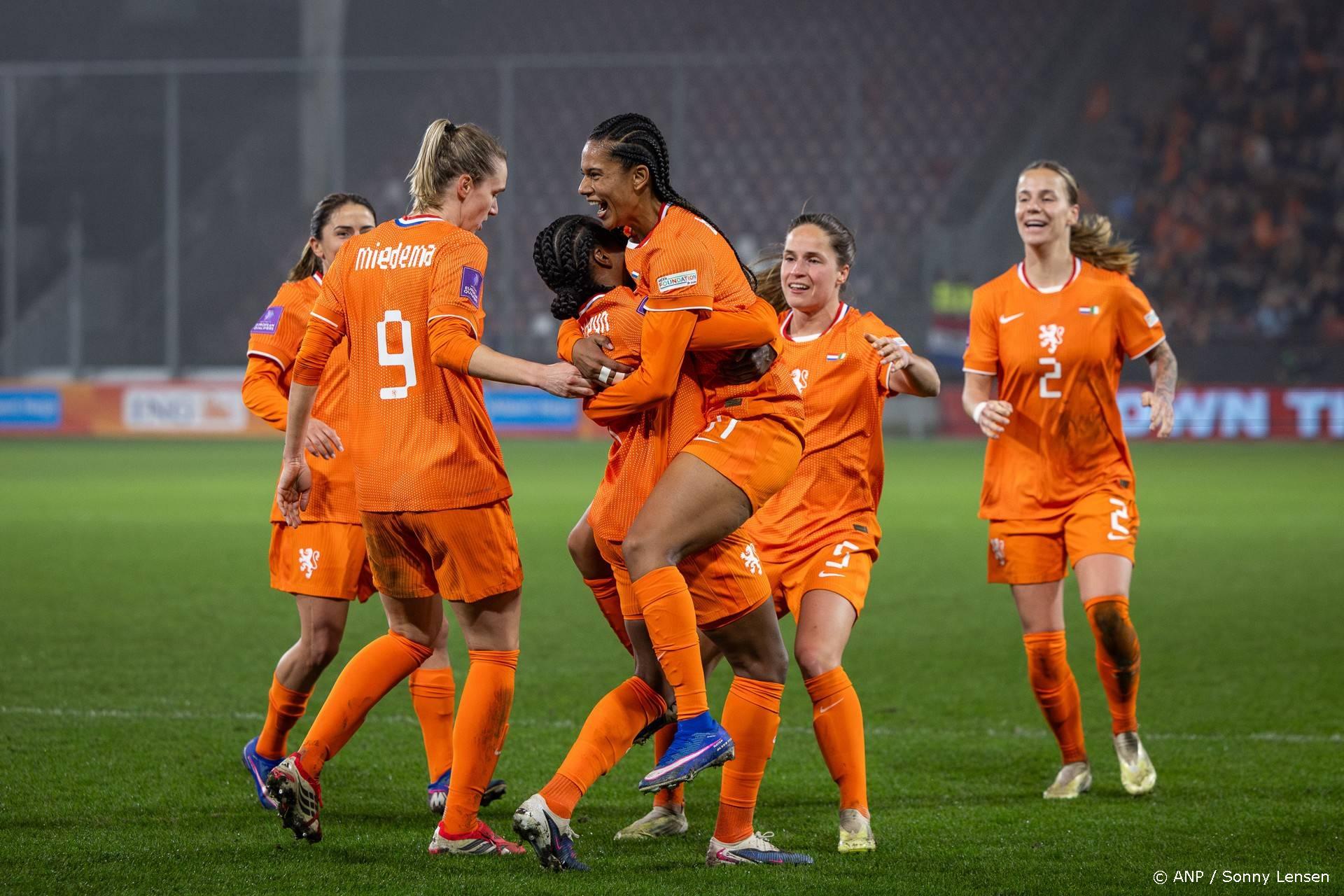 Voetbalsters boeken tegen Ierland eerste zege in WK-kwalificatie