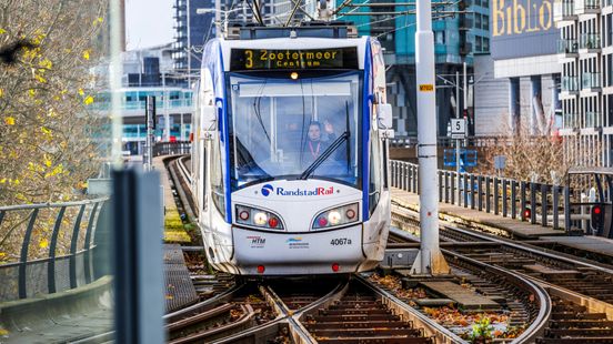 Uitval en vertraging bussen en treinen vanwege extreme hitte: 'Neem water mee'