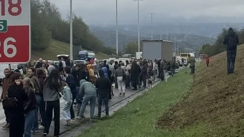 Snelweg bij Luik uren versperd, man dreigde auto op te blazen