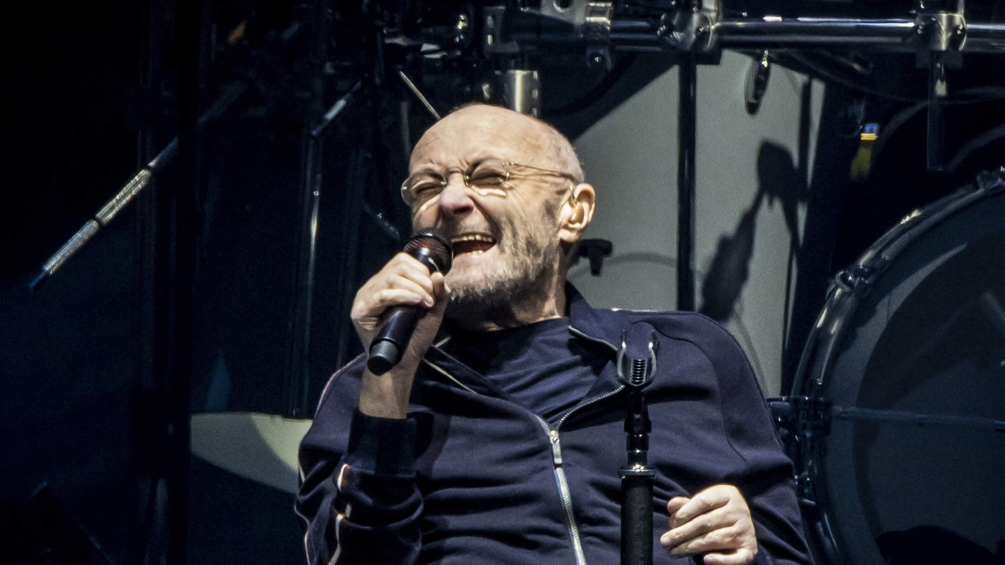 Kinderen Phil Collins namen bijna afscheid van hem na ziekenhuisopname: ’Mijn organen begaven het’