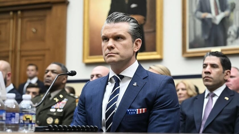 Kritiek op minister Hegseth om kosten oorlog VS met Iran