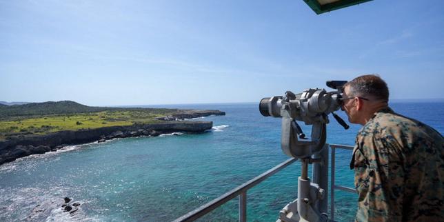 Top US and Cuban military officers meet at Guantanamo Bay