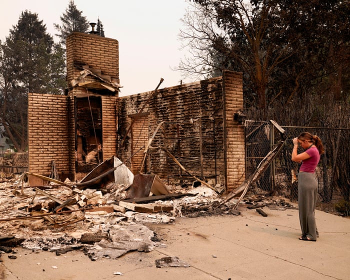 Eastern Washington fires destroy 600 structures and force 60,000 to evacuate
