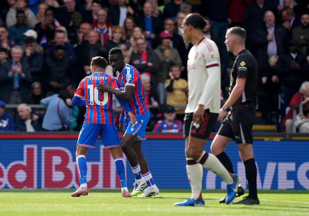 Dit keer geen Arne Time: Liverpool toch nog onderuit na late gelijkmaker