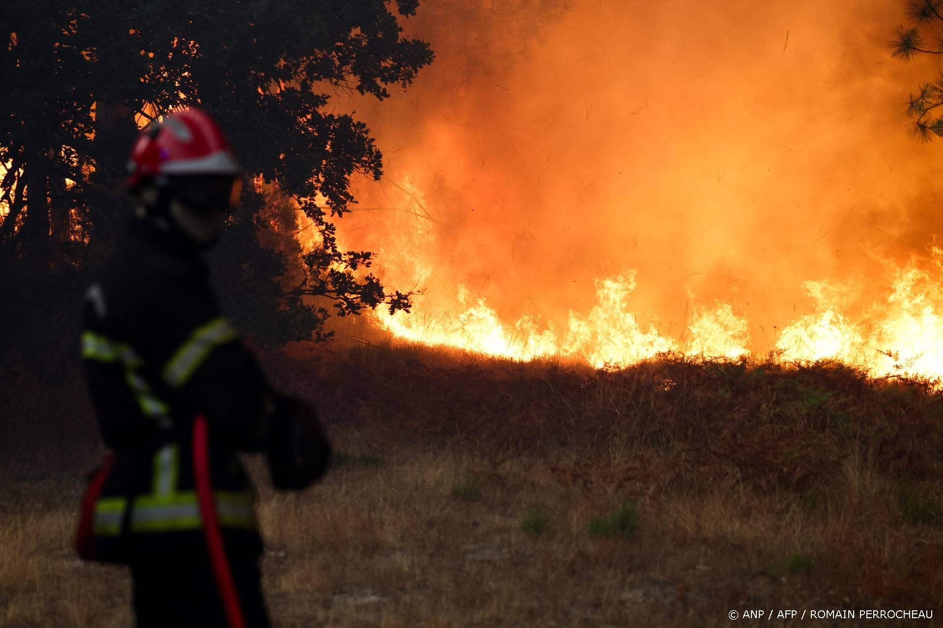 Duizenden nieuwe evacuaties door natuurbrand bij Bordeaux