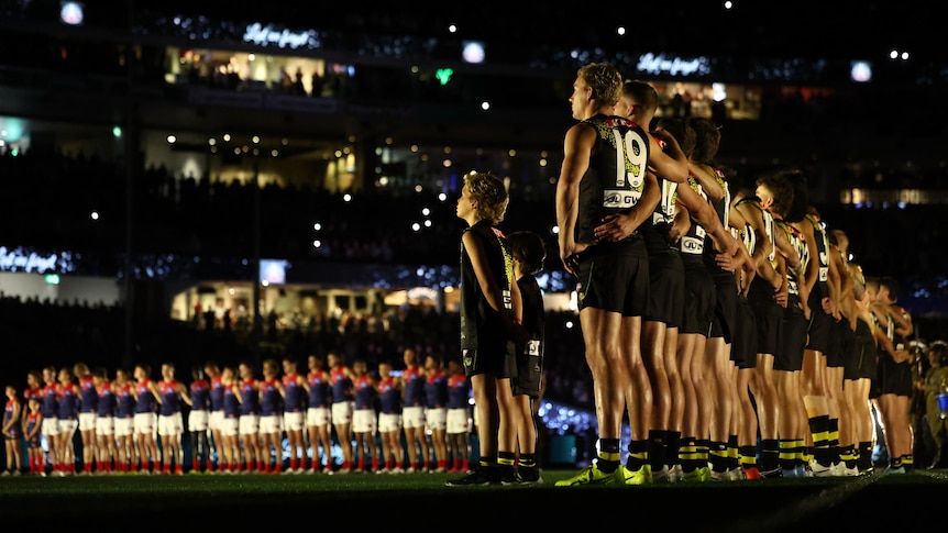 Live: Winless Tigers pushing hard against Demons in Anzac Day Eve clash