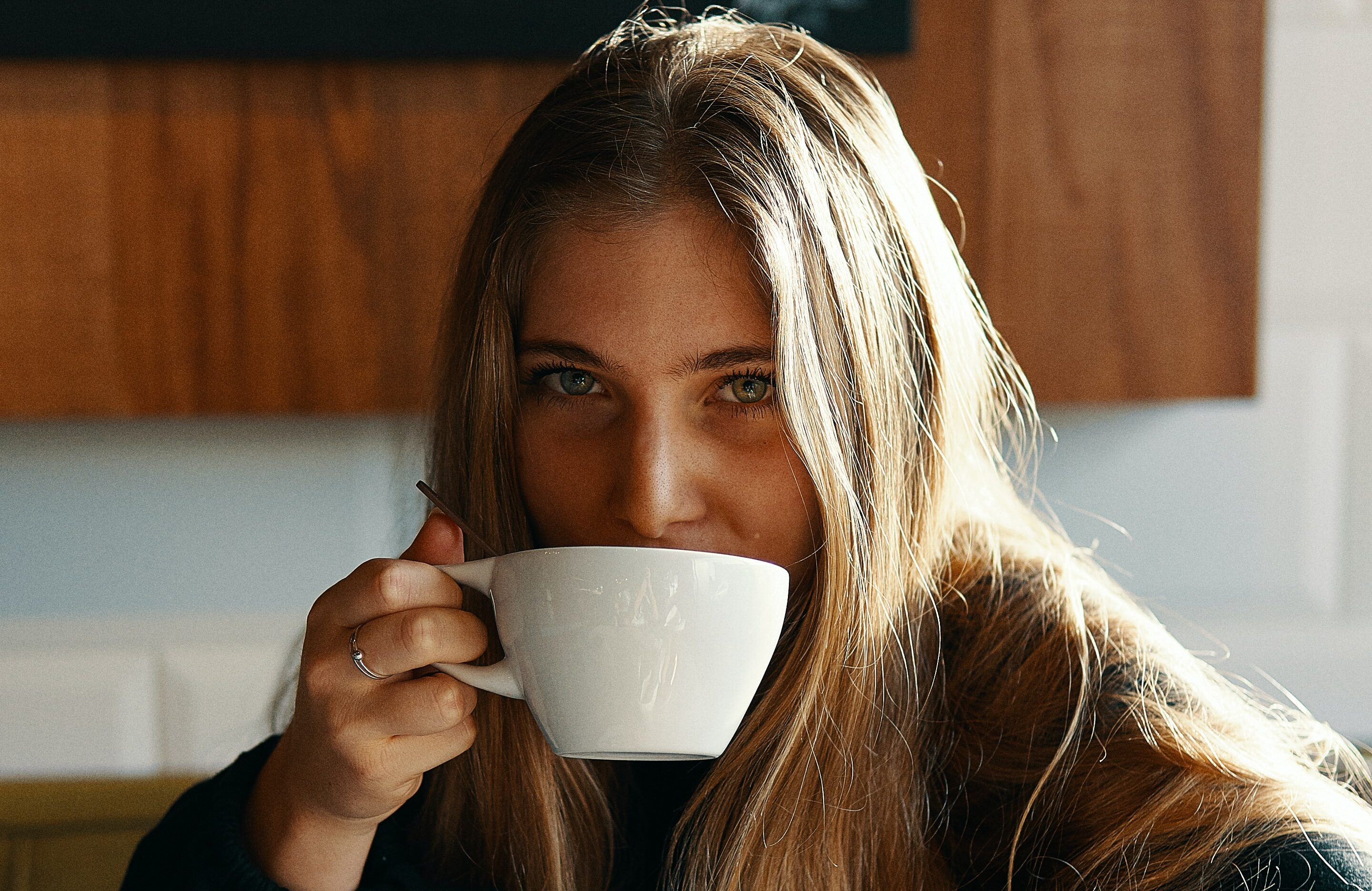 Nog een bakkie koffie? ‘Ga je gang, best gezond’, zegt deze professor, ‘maar let wel hierop’