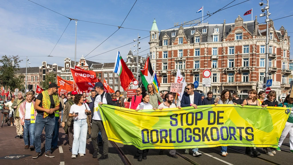 Paar duizend demonstranten bij protest 'Stop de oorlogskoorts'
