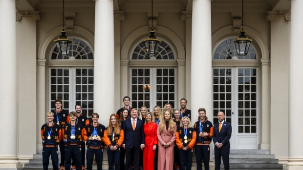 Koningspaar en Amalia eren olympische medaillewinnaars