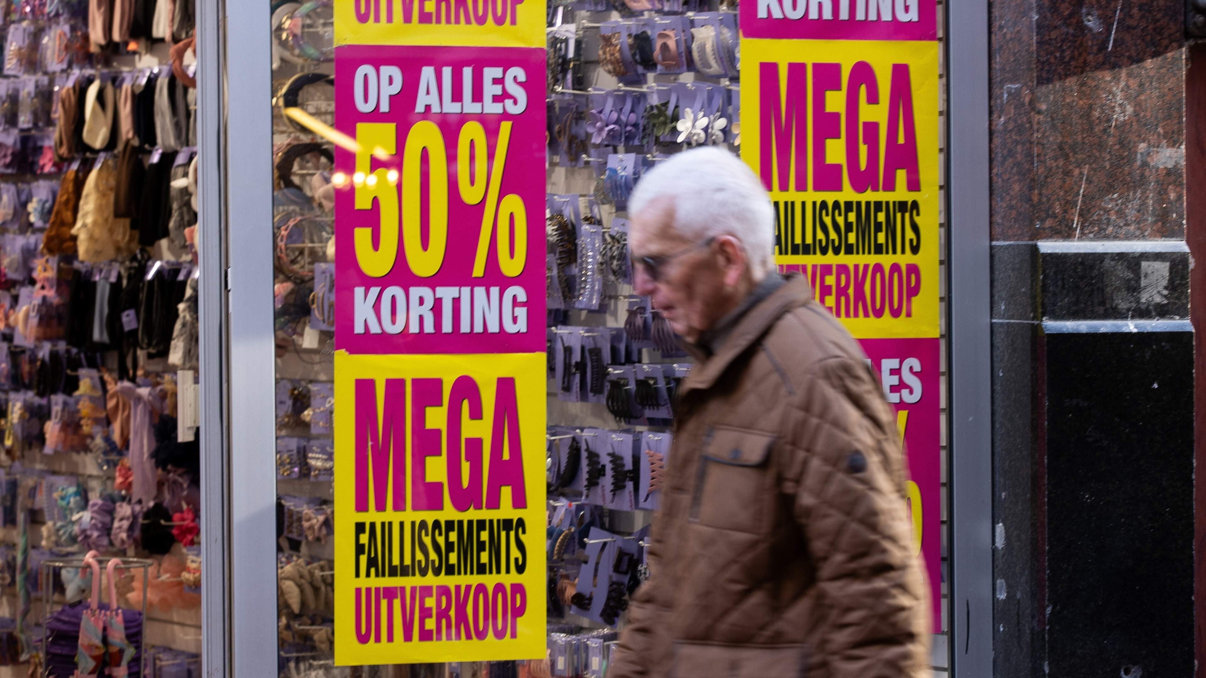 Nederlandse faillissementen dalen tegen wereldwijde trend in