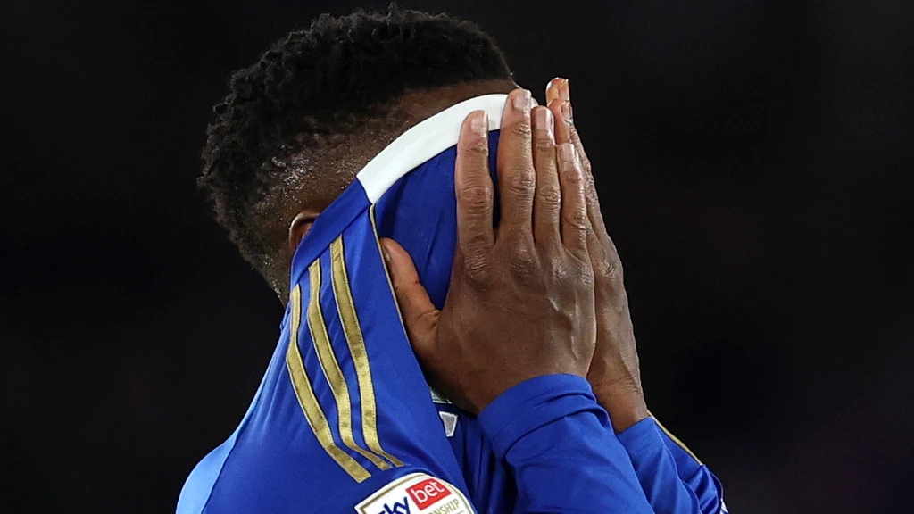 Leicester City degradeert tien jaar na Premier League-titel naar derde niveau