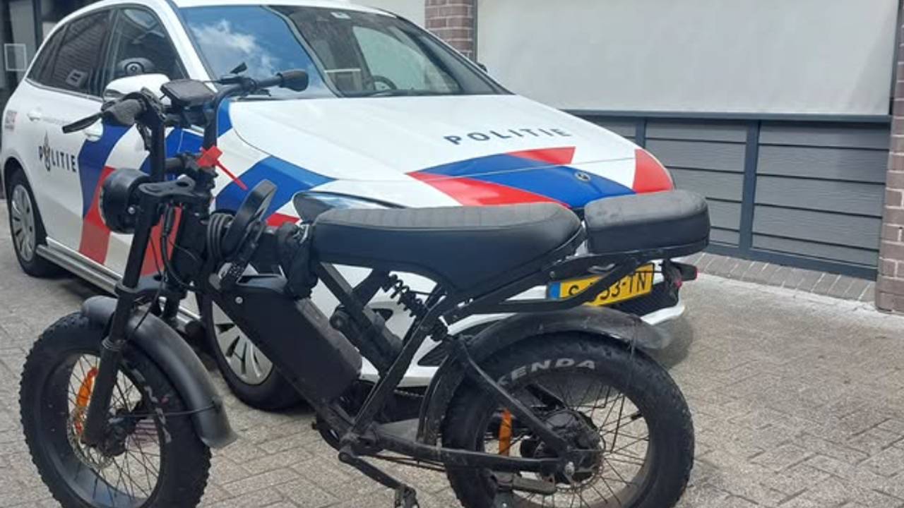 Politie plukt racende fatbiker van de straat en geeft boete