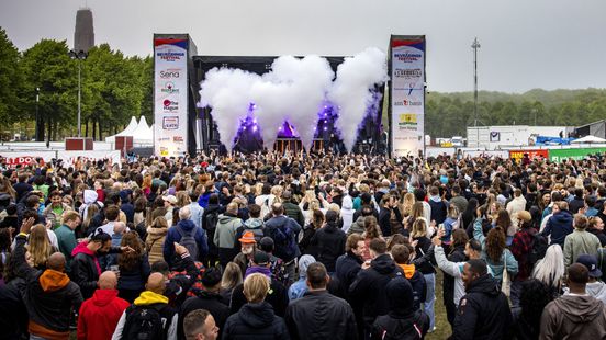 Bevrijdingsfestival Den Haag: hoe laat treedt wie op en hoe kom je er?