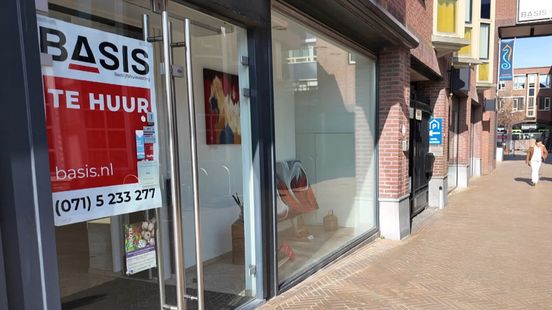 Veel winkels in centrum staan leeg, ondernemers en gemeente willen 'beleving' terugbrengen