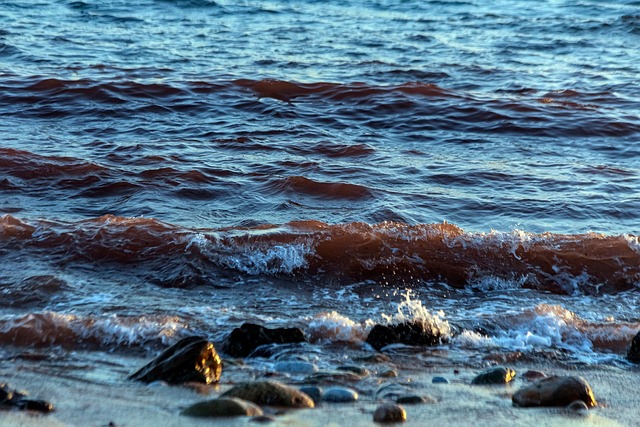 Middle East live: Iran launches strikes on Israel and Gulf sites