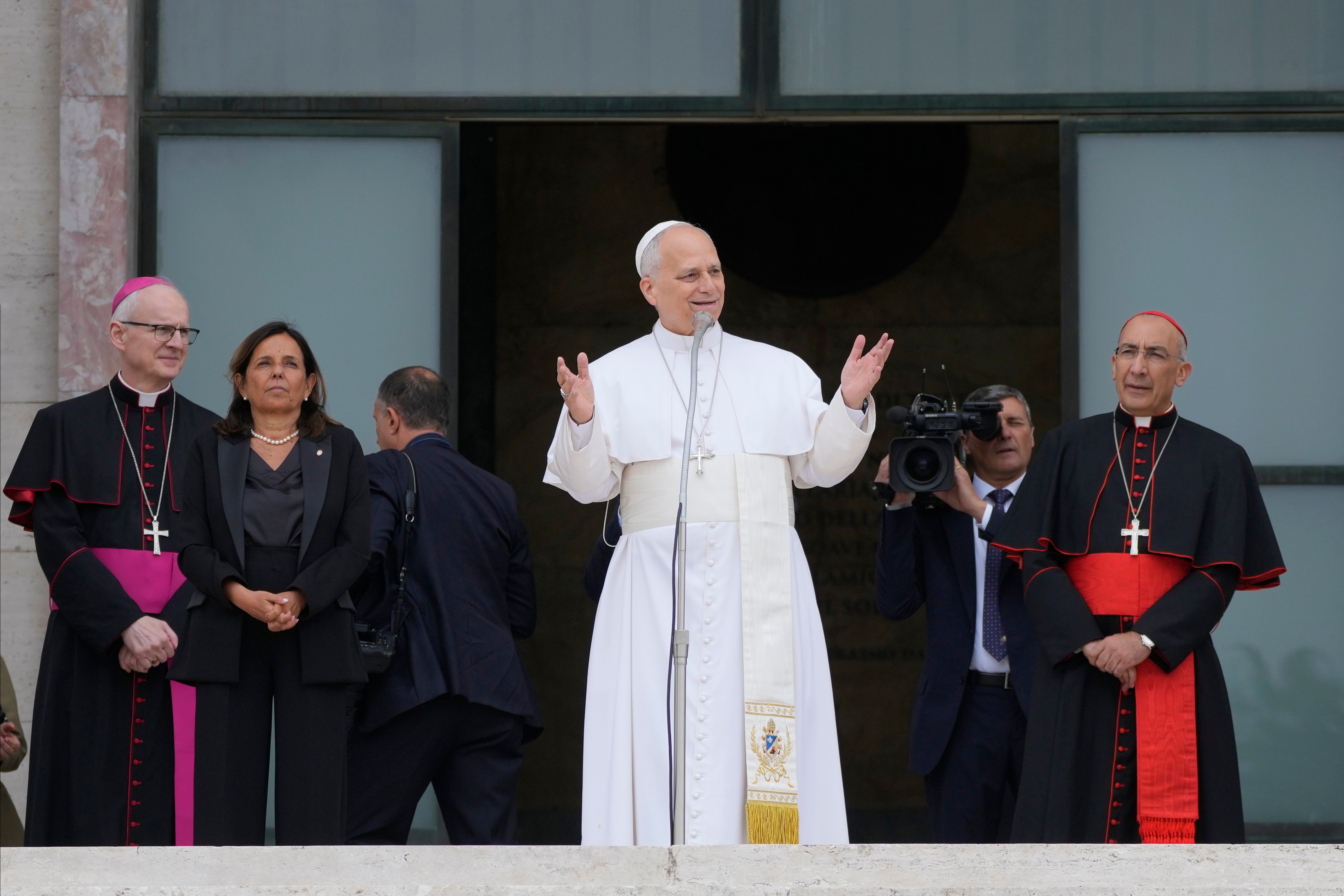 Pope decries rise of AI-directed warfare, saying it leads to a spiral of annihilation
