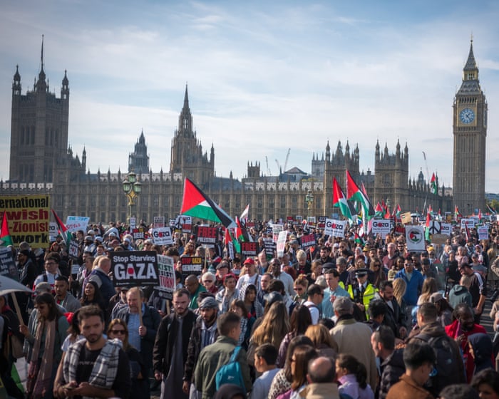 Some pro-Palestinian protests could be banned amid attacks on British Jews