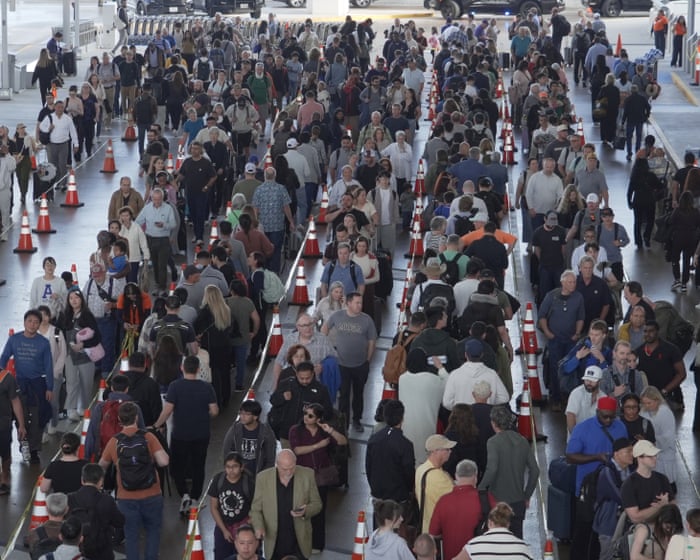 White House says ‘no plans’ under way to pay TSA staff without DHS deal amid turmoil in US airports – live