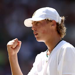 Zoon van Lleyton Hewitt (17) stunt tegen tophonderdspeler bij zijn ATP-debuut