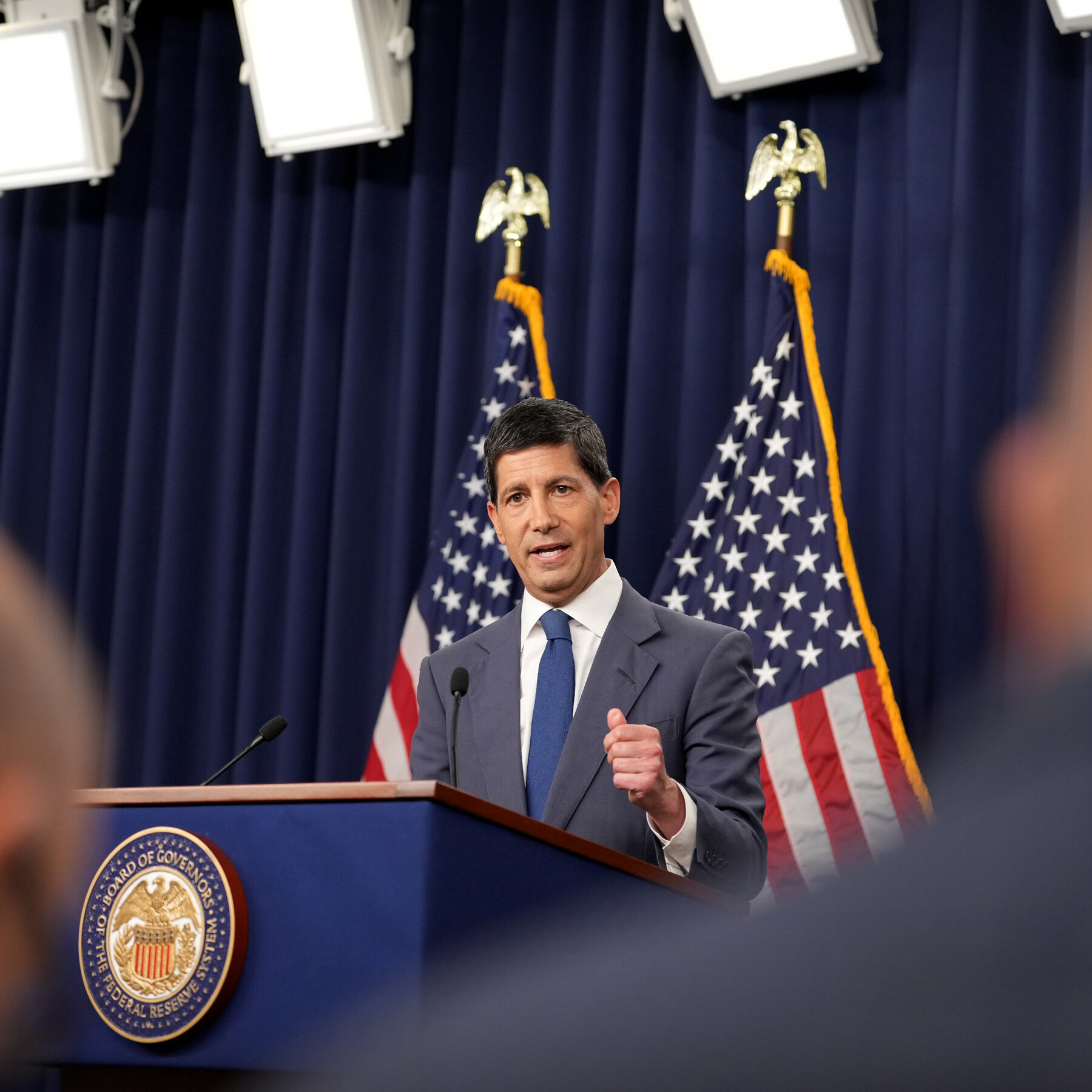 Government Borrowing Cost Hits Two-Decade High After Fed Rate Decision