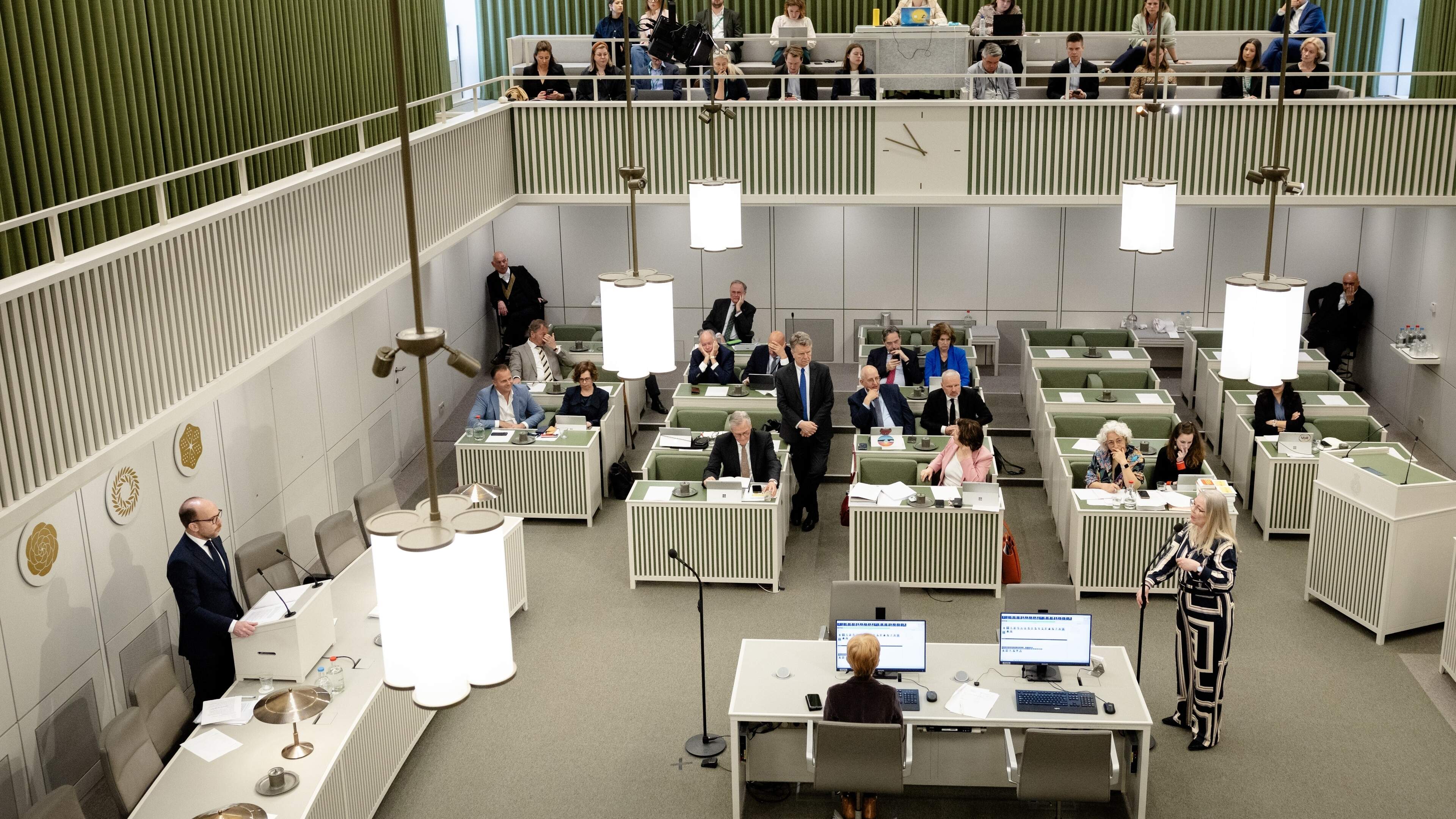 LIVE | D-day voor asielwetten, Eerste Kamer stemt over ’strengste beleid ooit’