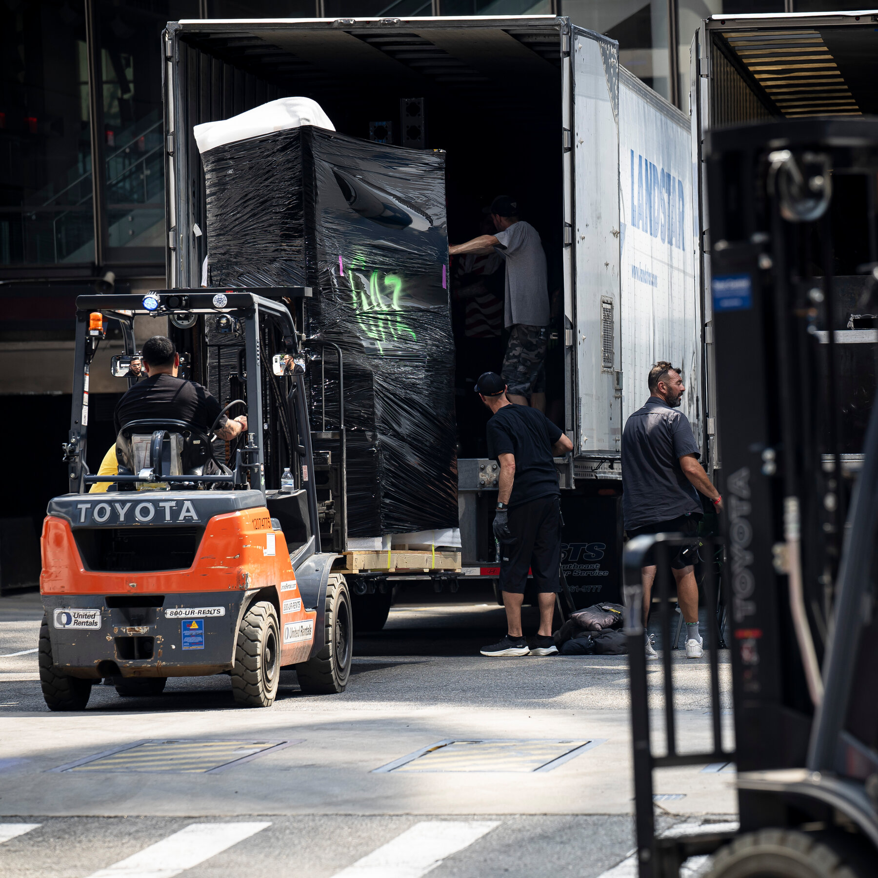The Not-So-Simple Logistics Behind Taylor Swift’s N.Y.C. Bash