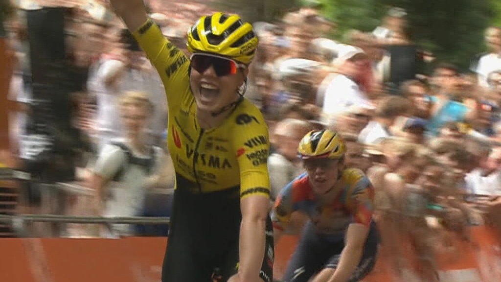 Nooijen verrassend Nederlands kampioene na lange sprint tegen Femke Markus