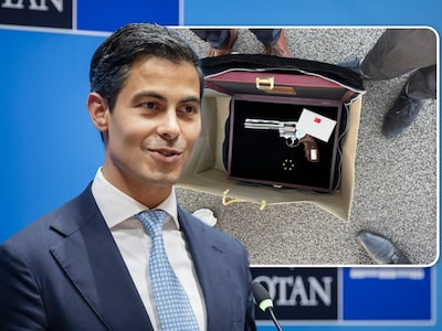 Cadeautje van Erdogan: Jetten kreeg revolver na afloop van Navo-top