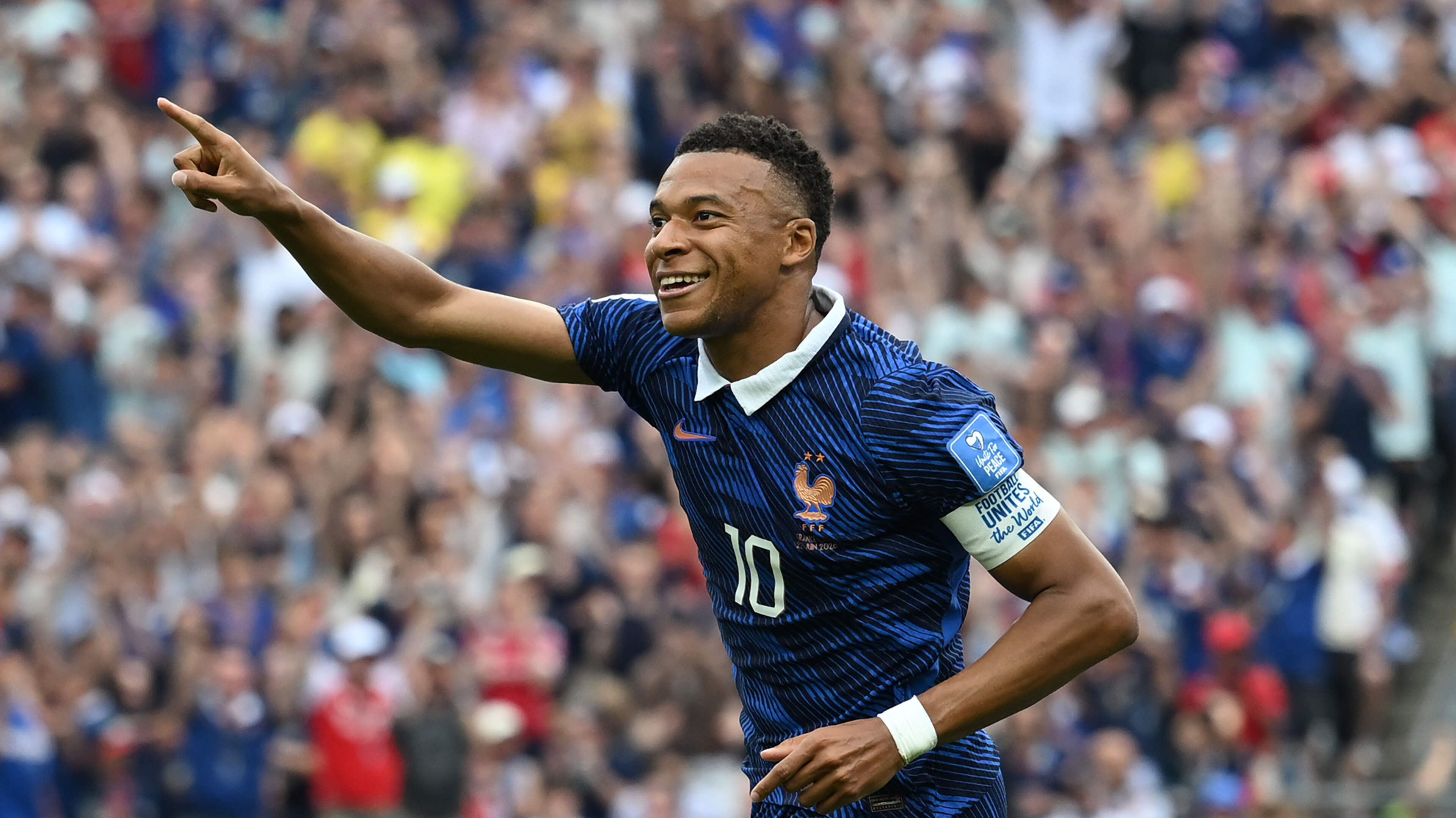 LIVE WK 2026 | Frankrijk-Irak voorlopig met een uur uitgesteld door noodweer, Fransen leiden door goal Mbappé