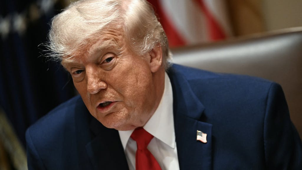 Rechter blokkeert Trumps plan voor dubieus fonds bedoeld voor eigen achterban