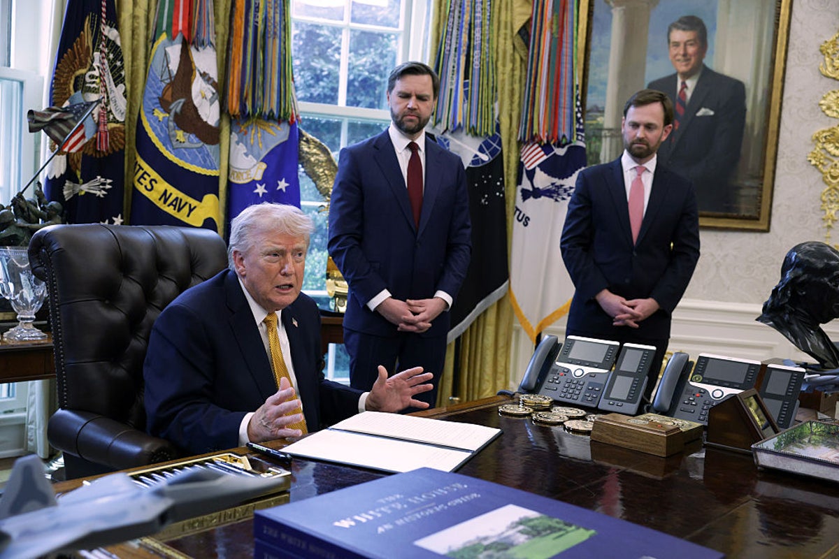 Trump says he’ll have the ‘honor of taking Cuba’ and can do ‘anything I want with it’