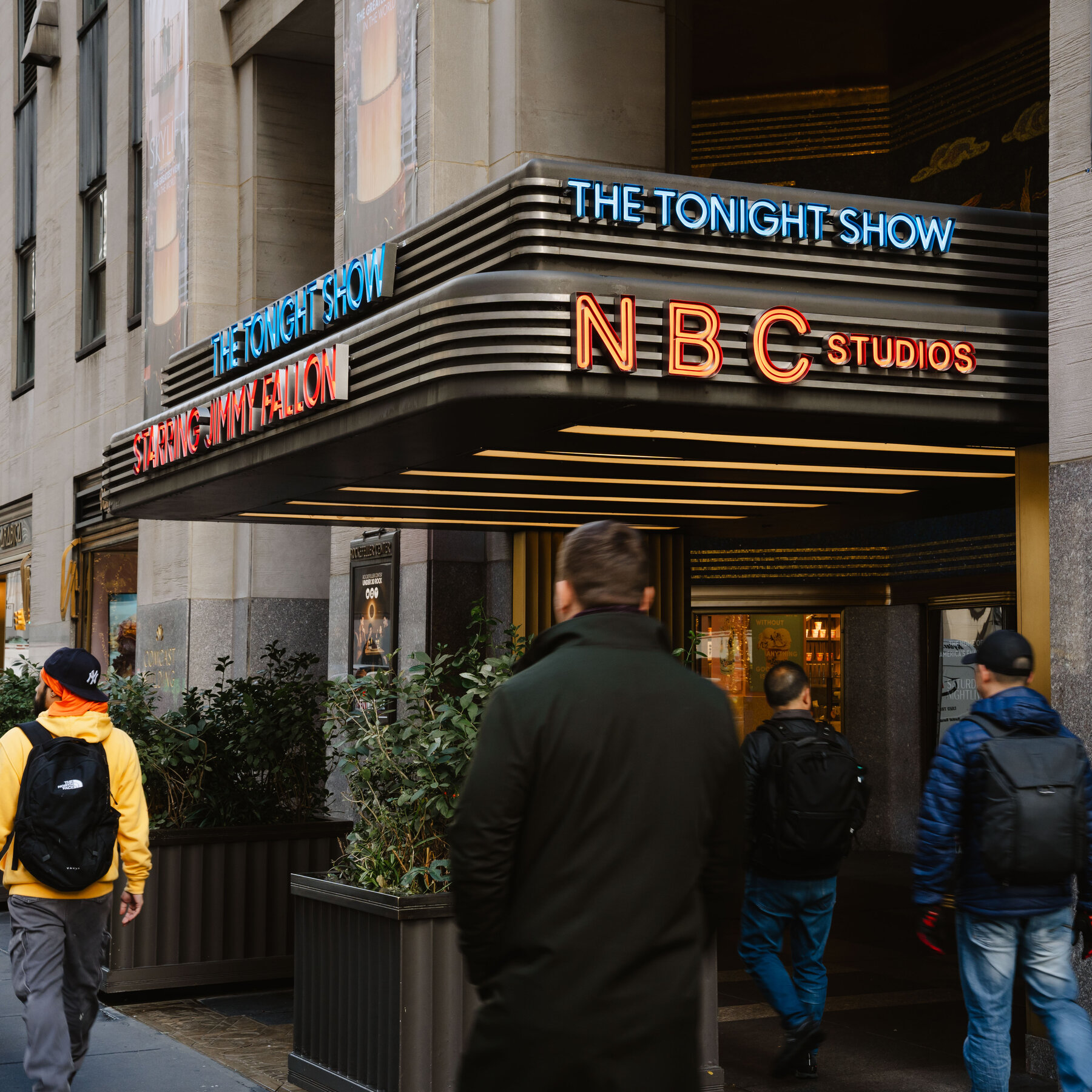 Comcast to Spin Off NBCUniversal, Ending a Long Union of Cable and Media